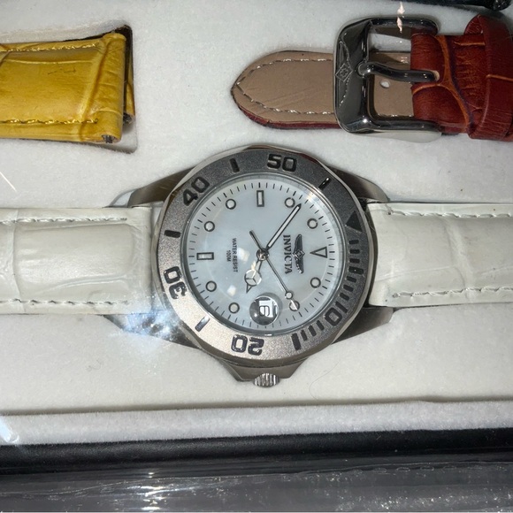 Watch, Invicta Pro-Diver Women’s Watch, NWOT - Picture 9 of 13